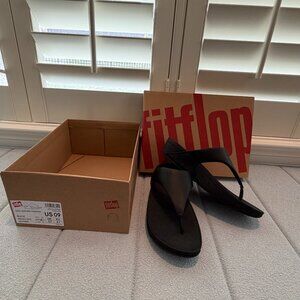 NEW women's Fitflop black sandals size 9